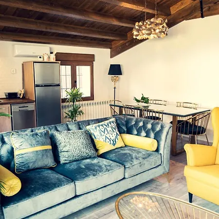 Apartamentos En El Valle Del Jerte Flores Para Angela Cabezuela Del Valle Extérieur photo